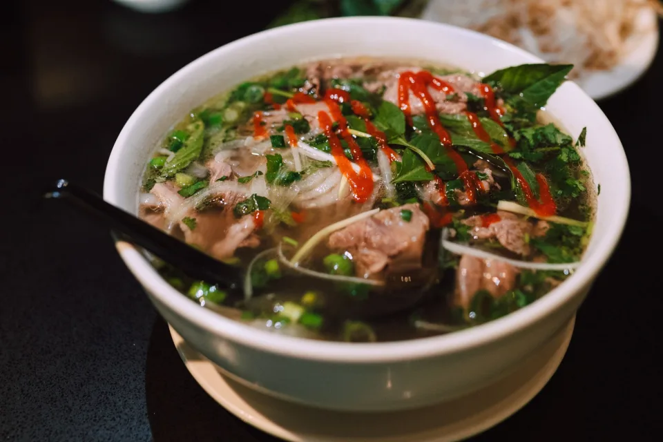 Bàn ăn tại Coffe Thanh Bình